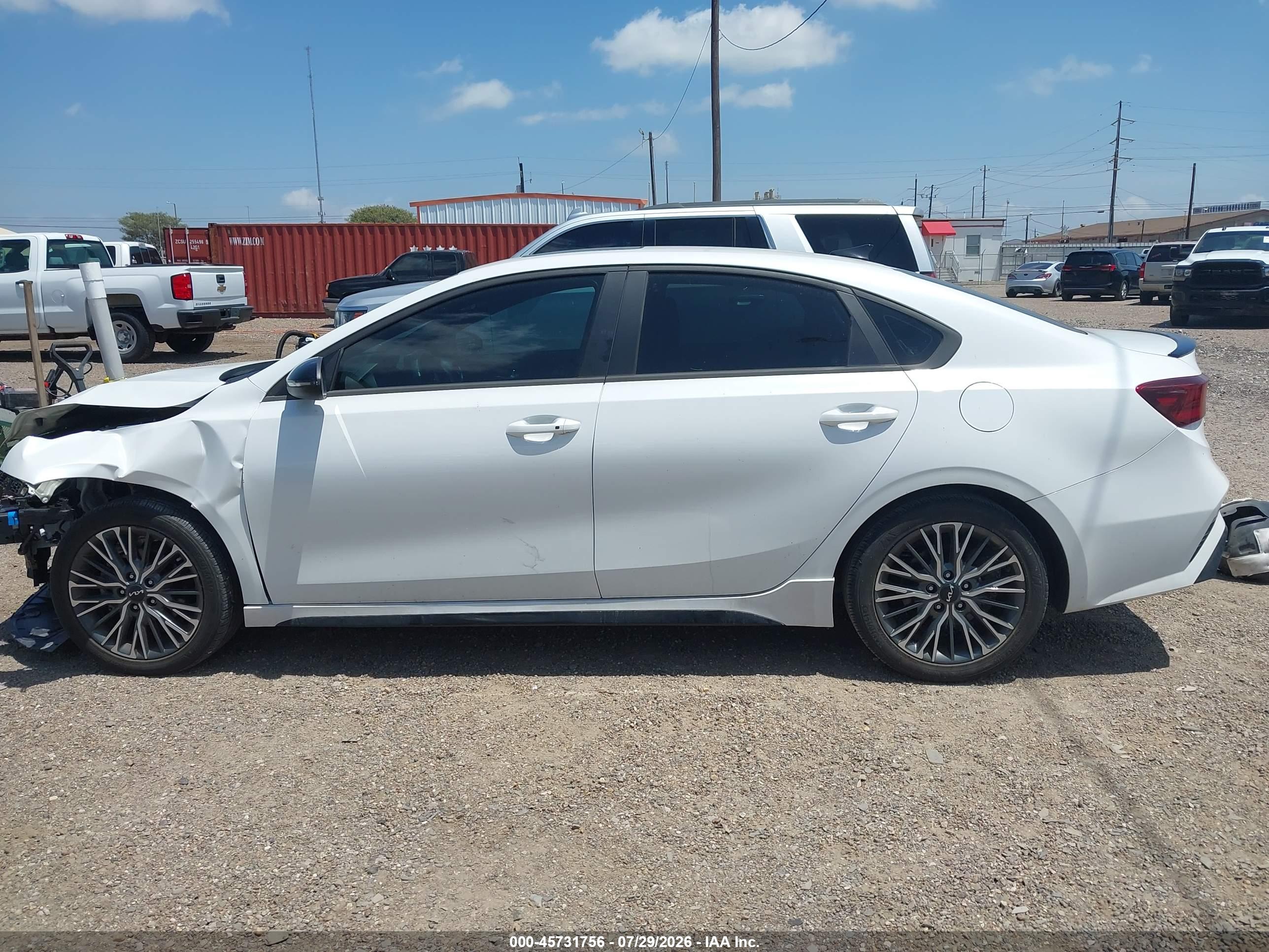 2024 KIA FORTE GT-LINE