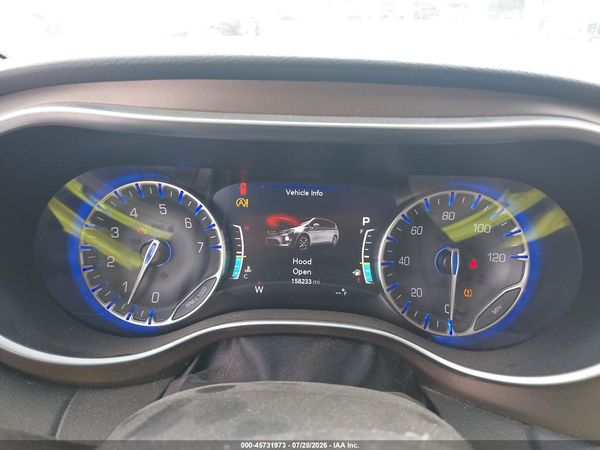 2017 CHRYSLER PACIFICA TOURING-L PLUS — I7
