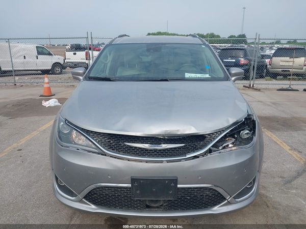 2017 CHRYSLER PACIFICA TOURING-L PLUS — I115