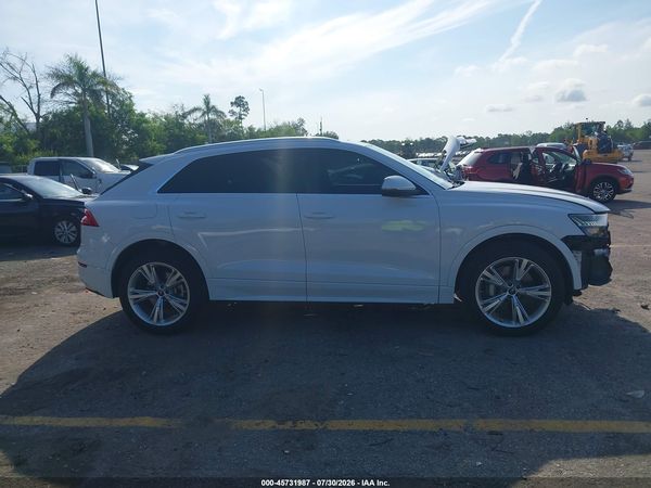2023 AUDI Q8