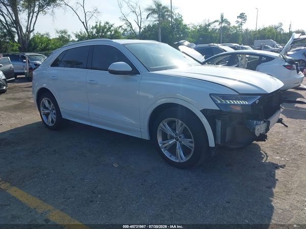 2023 AUDI Q8