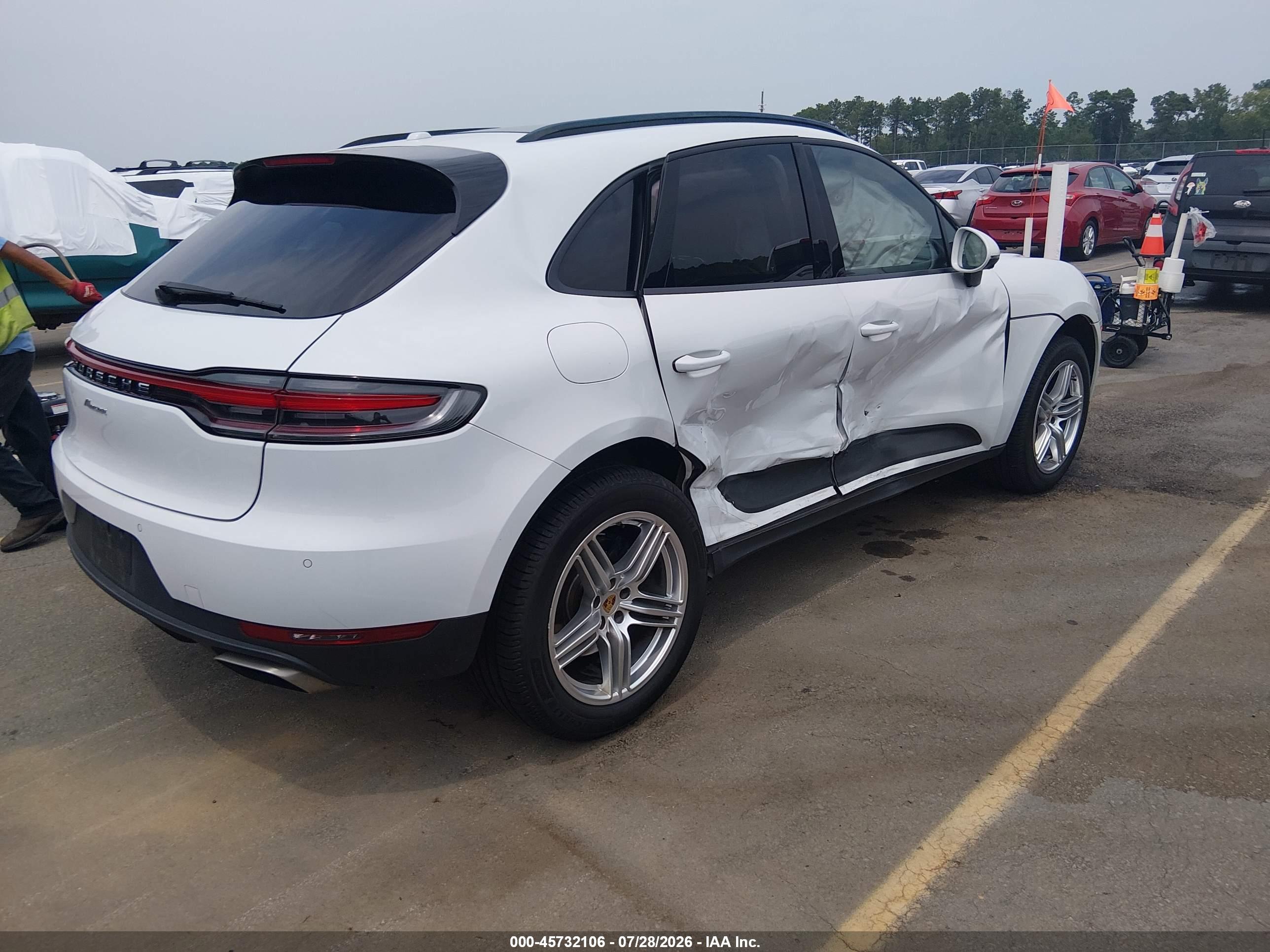 2019 MERCEDES-BENZ C C300