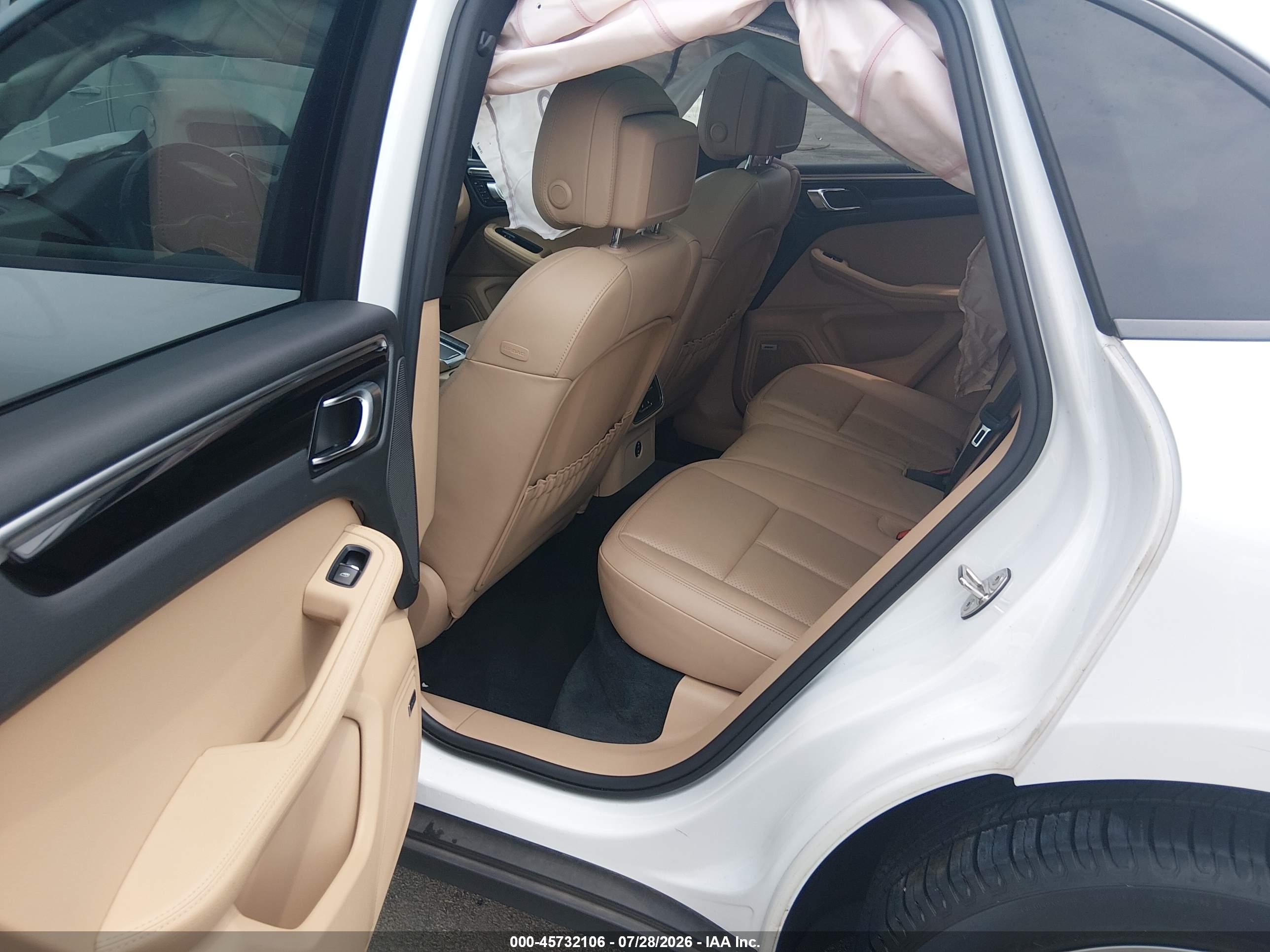 2019 MERCEDES-BENZ C C300