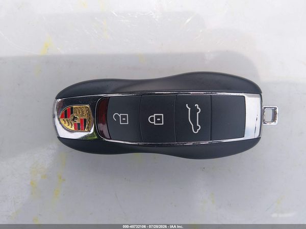 2021 PORSCHE MACAN Base — I11