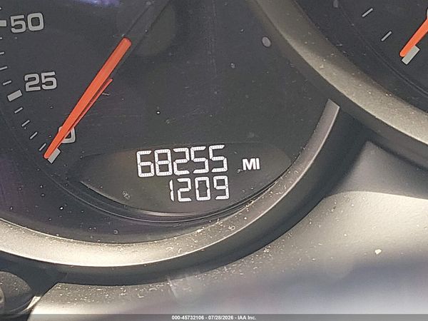 2021 PORSCHE MACAN Base — I118