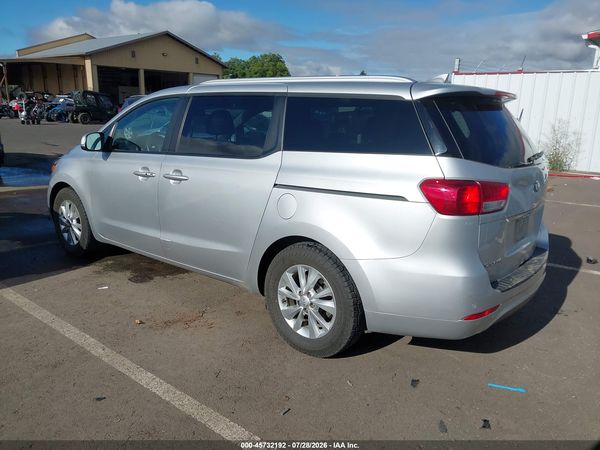 2017 KIA SEDONA LX