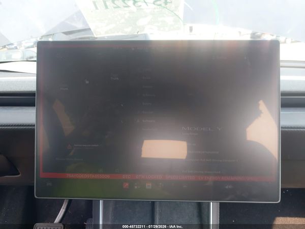 2026 TESLA MODEL Y
