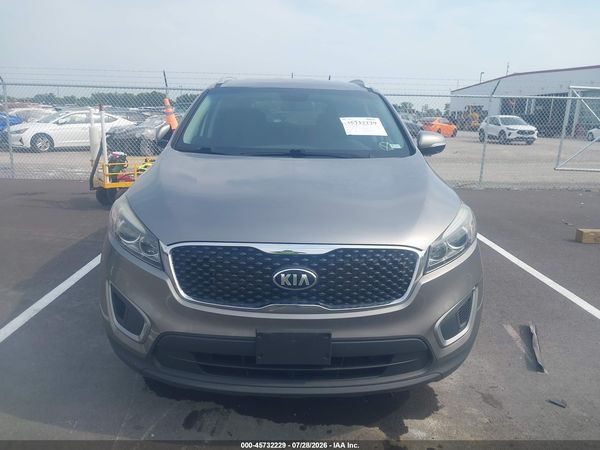 2017 KIA SORENTO 2.4L LX