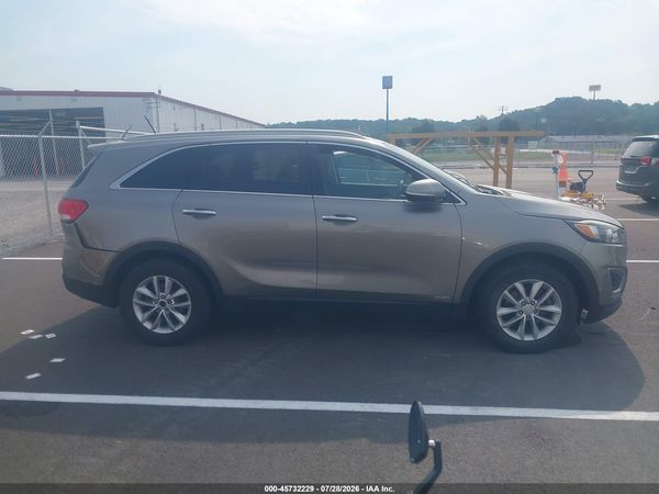 2017 KIA SORENTO 2.4L LX