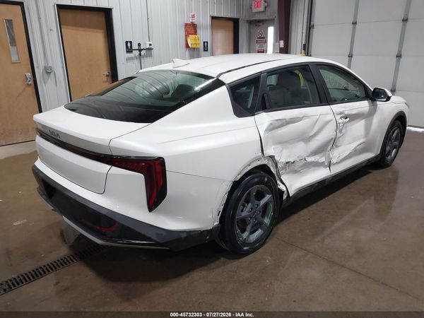 2025 KIA K4 LXS
