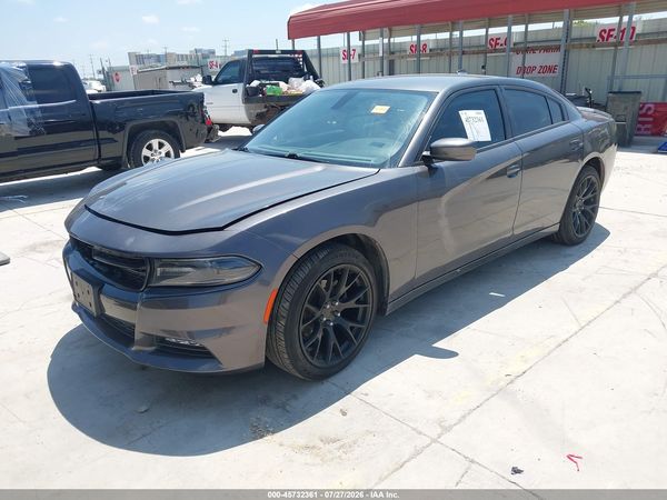2015 DODGE CHARGER SXT