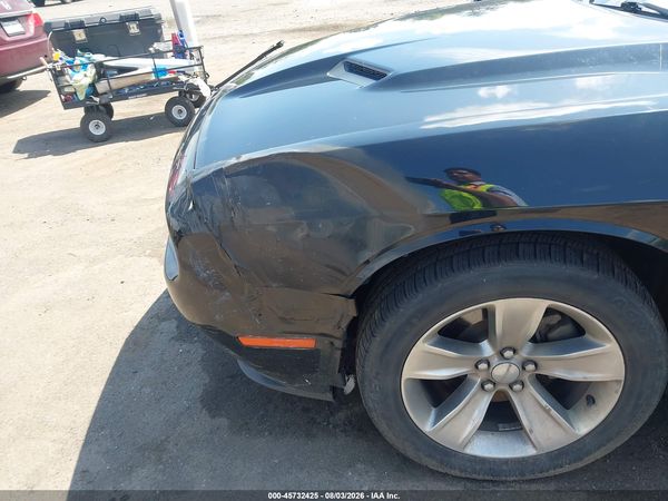 2018 DODGE CHALLENGER SXT