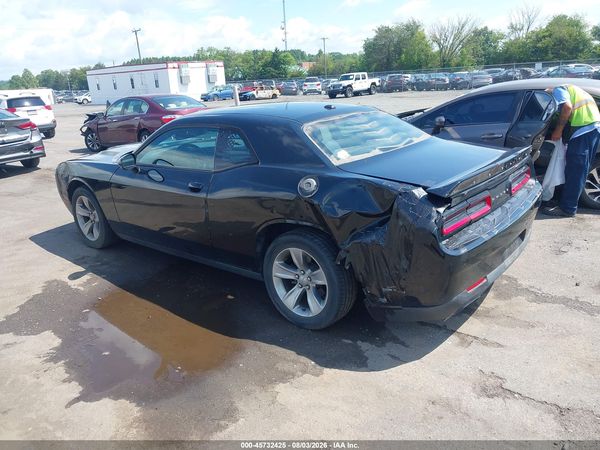 2018 DODGE CHALLENGER SXT