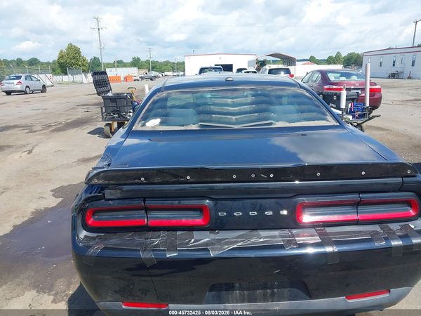 2018 DODGE CHALLENGER SXT