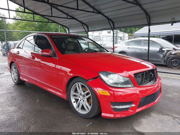 2012 MERCEDES-BENZ C 300