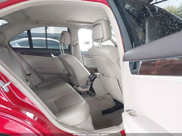 2012 MERCEDES-BENZ C 300