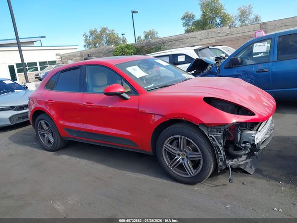 2018 PORSCHE MACAN