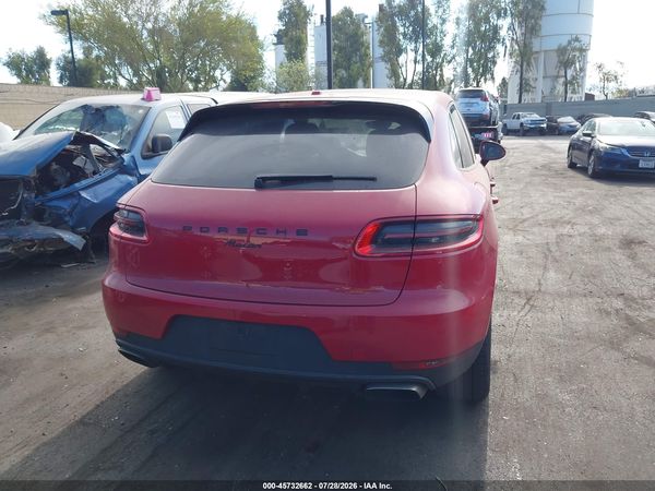 2018 PORSCHE MACAN