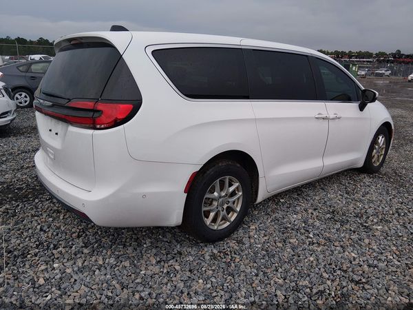 2023 CHRYSLER PACIFICA — I4