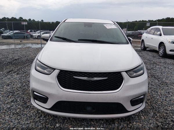 2023 CHRYSLER PACIFICA TOURING L — I115