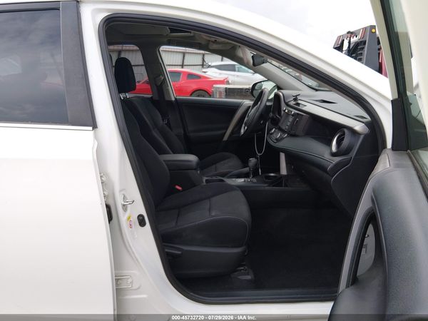 2016 TOYOTA RAV4 XLE