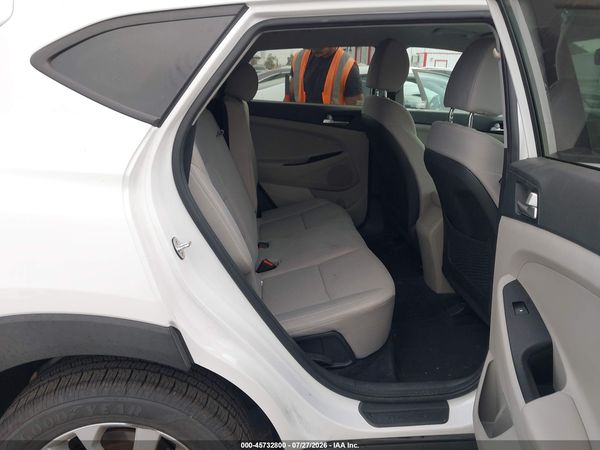 2019 HYUNDAI TUCSON SE