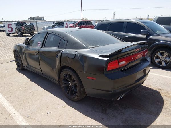 2012 DODGE CHARGER SE