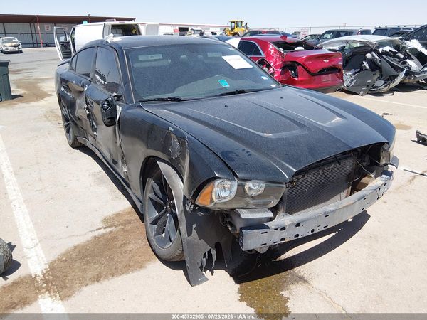 2012 DODGE CHARGER SE