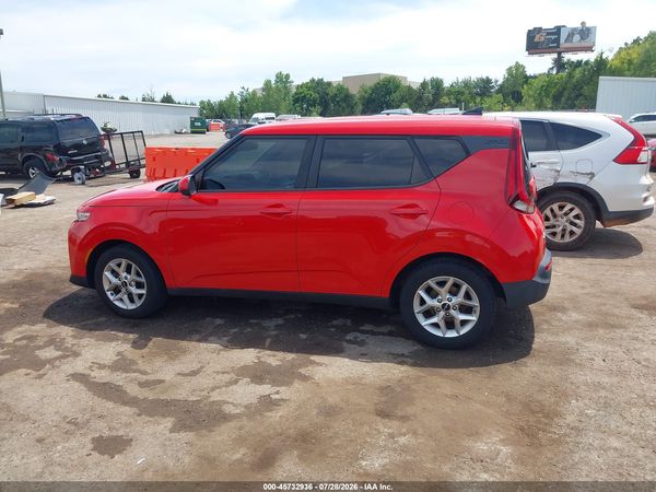 2022 KIA SOUL LX