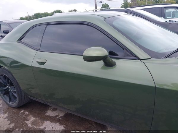 2018 DODGE CHALLENGER SXT