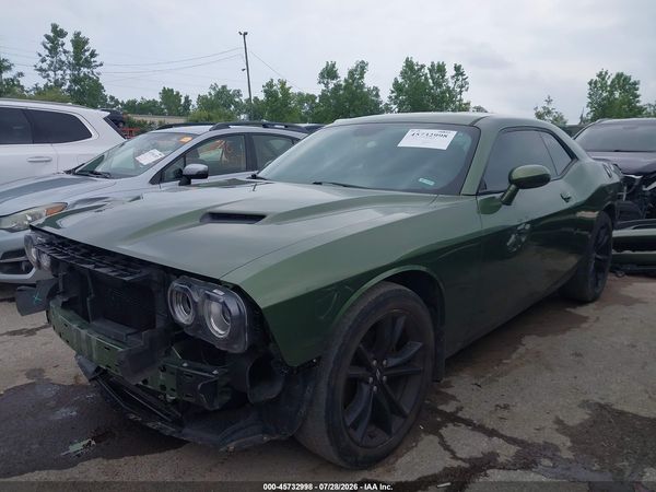2018 DODGE CHALLENGER SXT
