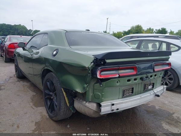 2018 DODGE CHALLENGER SXT