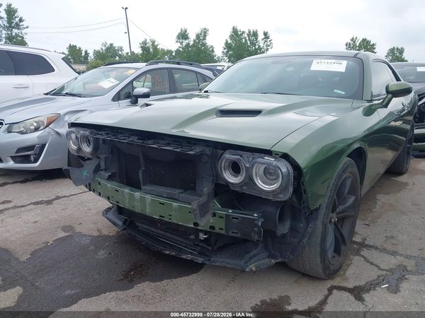 2018 DODGE CHALLENGER SXT