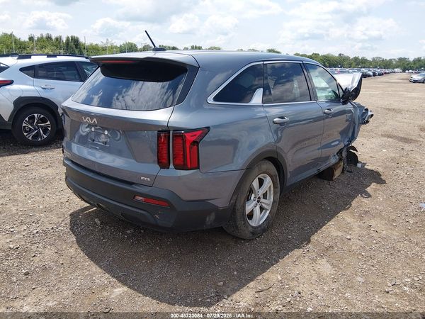 2023 KIA SORENTO LX