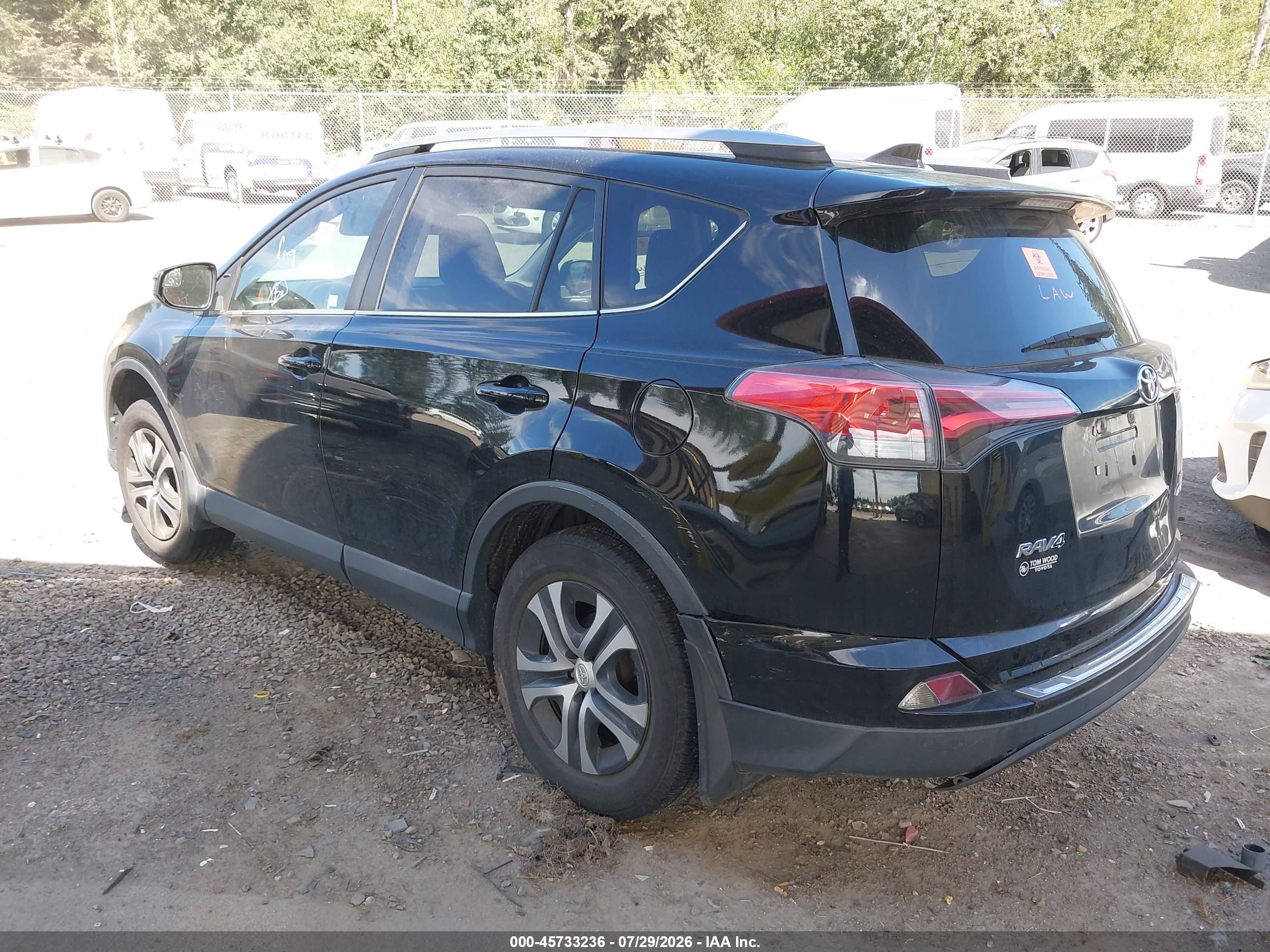 2018 TOYOTA RAV4 LE