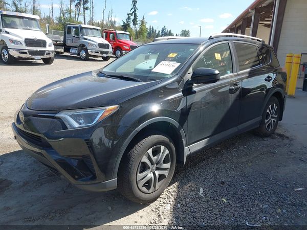 2018 TOYOTA RAV4 LE