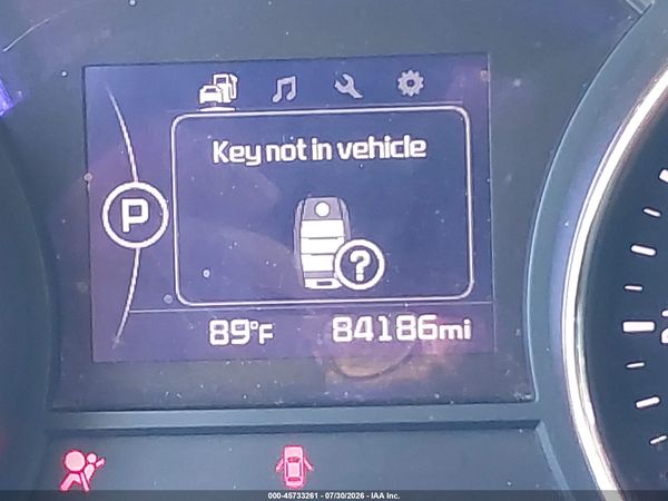 2017 KIA SEDONA LX