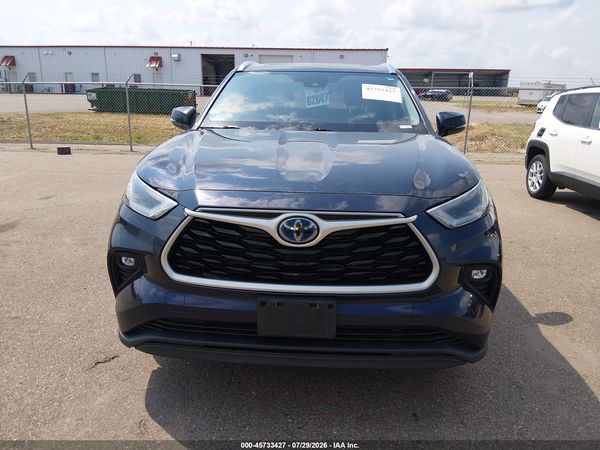 2021 TOYOTA HIGHLANDER HYBRID XLE