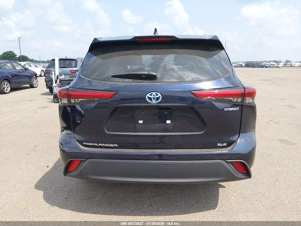 2021 TOYOTA HIGHLANDER HYBRID XLE