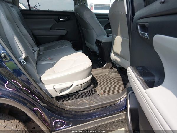 2021 TOYOTA HIGHLANDER HYBRID XLE