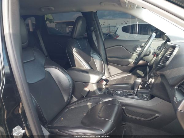 2019 JEEP CHEROKEE LATITUDE PLUS FWD