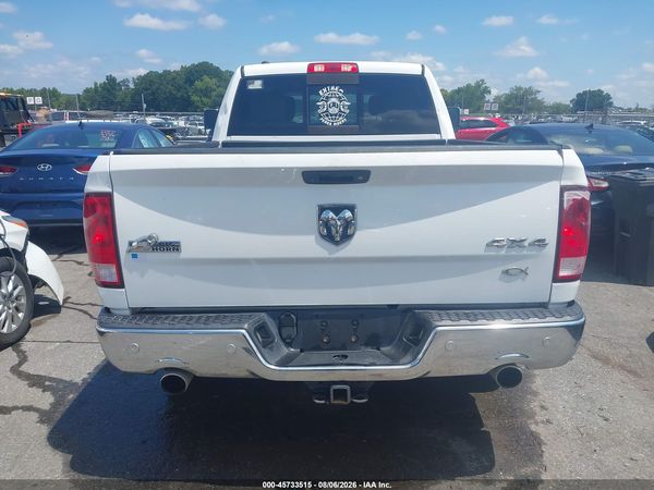 2016 RAM 1500 SLT