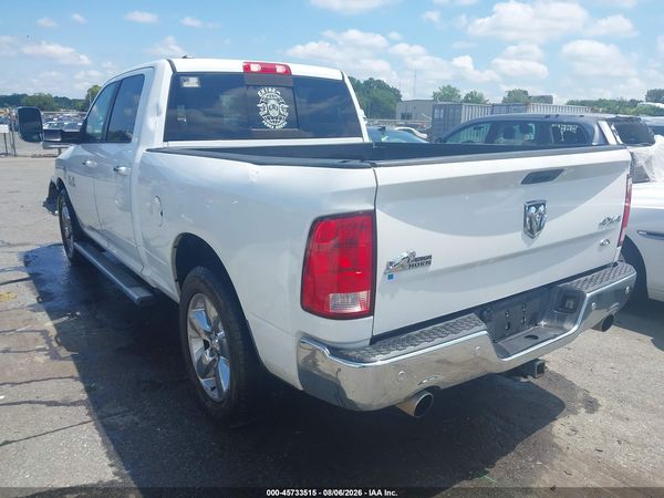 2016 RAM 1500 SLT