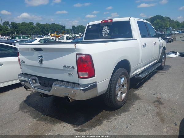 2016 RAM 1500 SLT