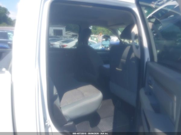 2016 RAM 1500 SLT