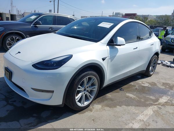 2024 TESLA MODEL Y