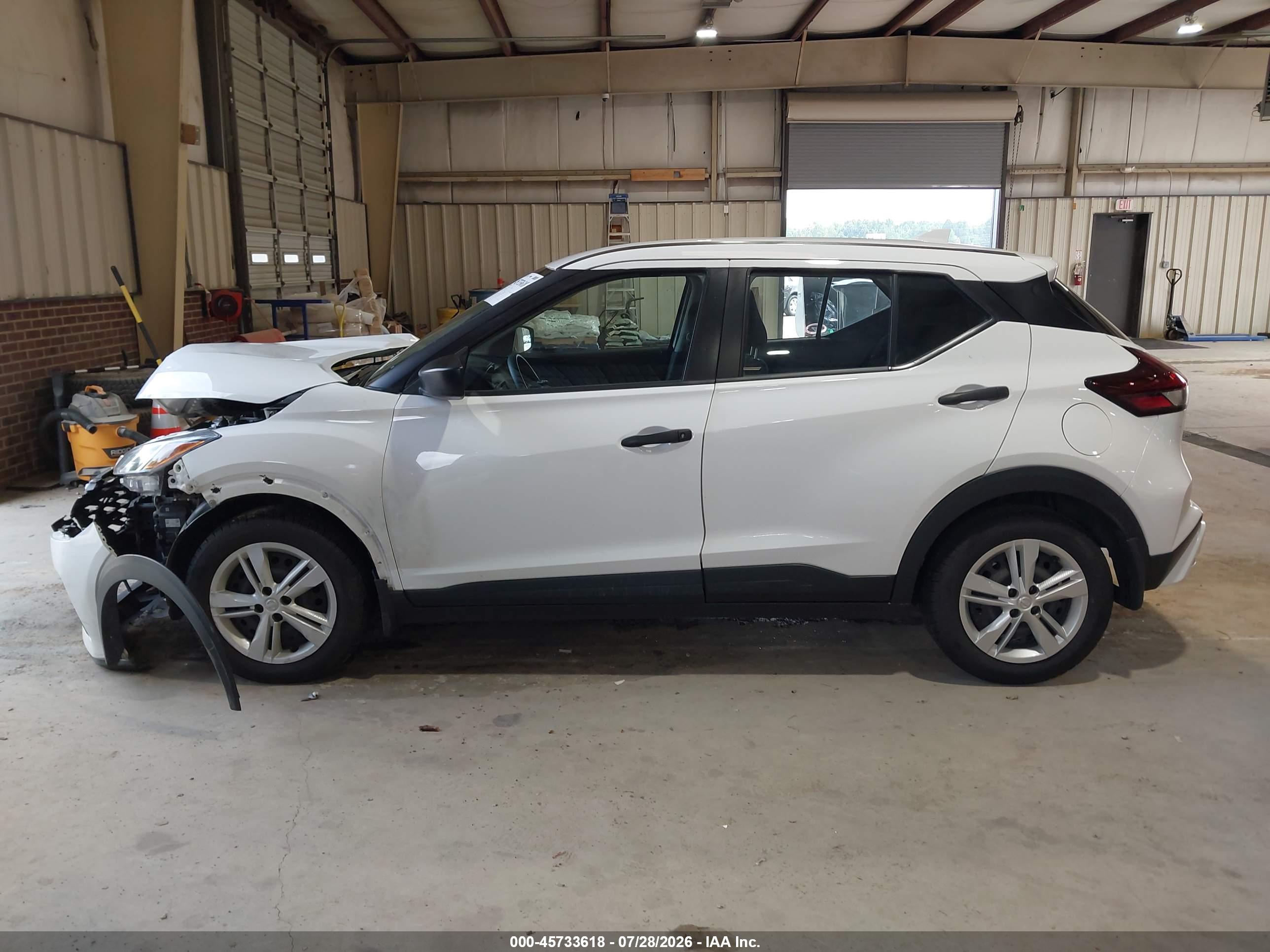 2024 NISSAN KICKS S XTRONIC CVT