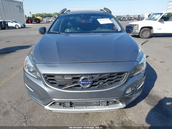 2016 VOLVO S60 CROSS COUNTRY T5 PLATINUM
