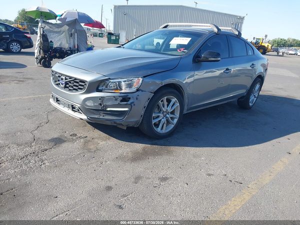2016 VOLVO S60 CROSS COUNTRY T5 PLATINUM