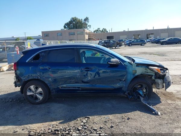 2019 KIA NIRO EX